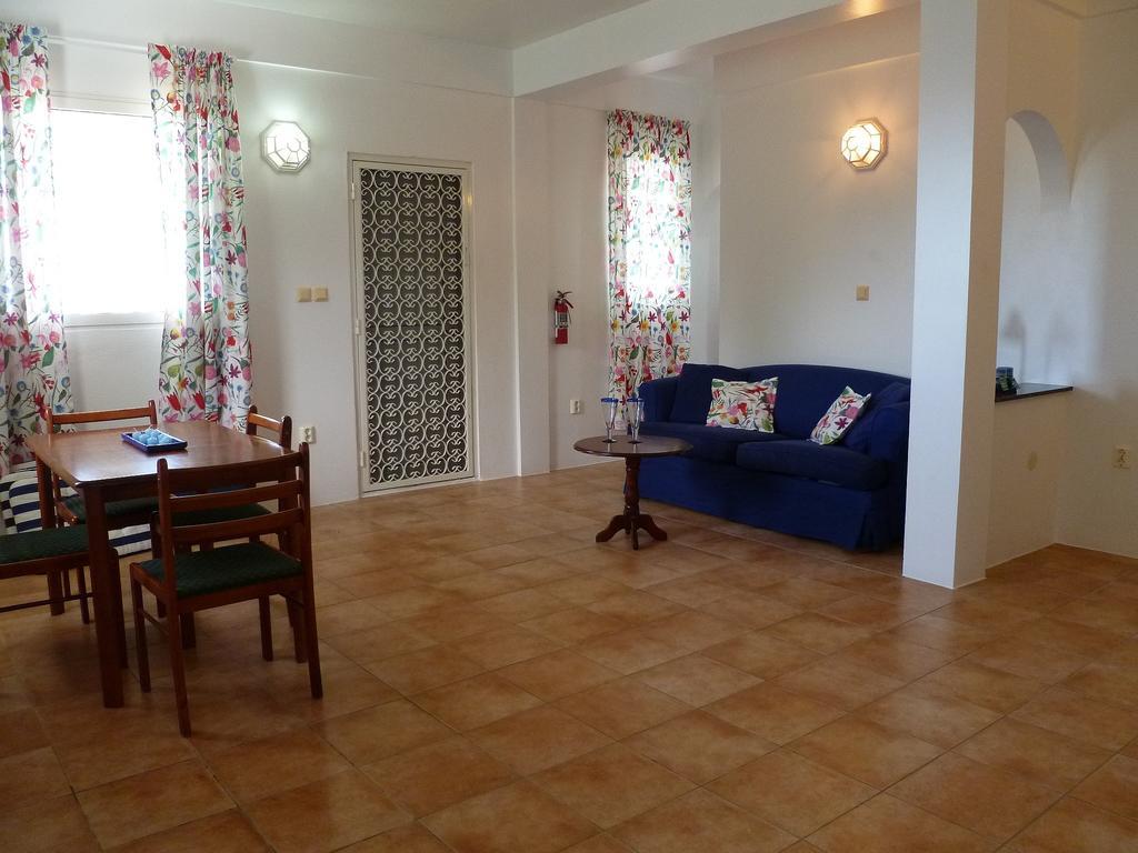 Caribbean Sea View Holiday Apartments Méro Стая снимка